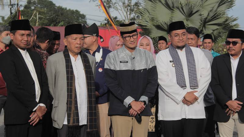 Kemenparekraf RI Gelar Santri Digitalpreneur Indonesia di PPM. Nurul Ikhlas, Sandiaga Uno Berdialog Bersama Santri